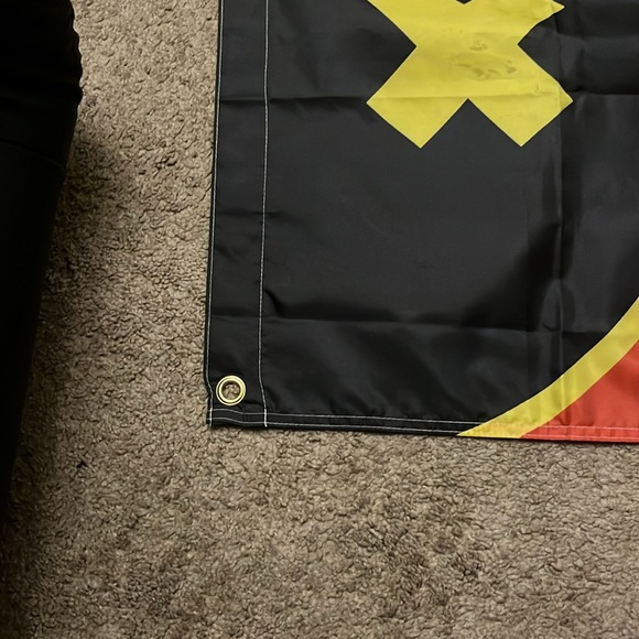 Lmanburg Flag (2020 Dream SMP) - Picture 3 of 6